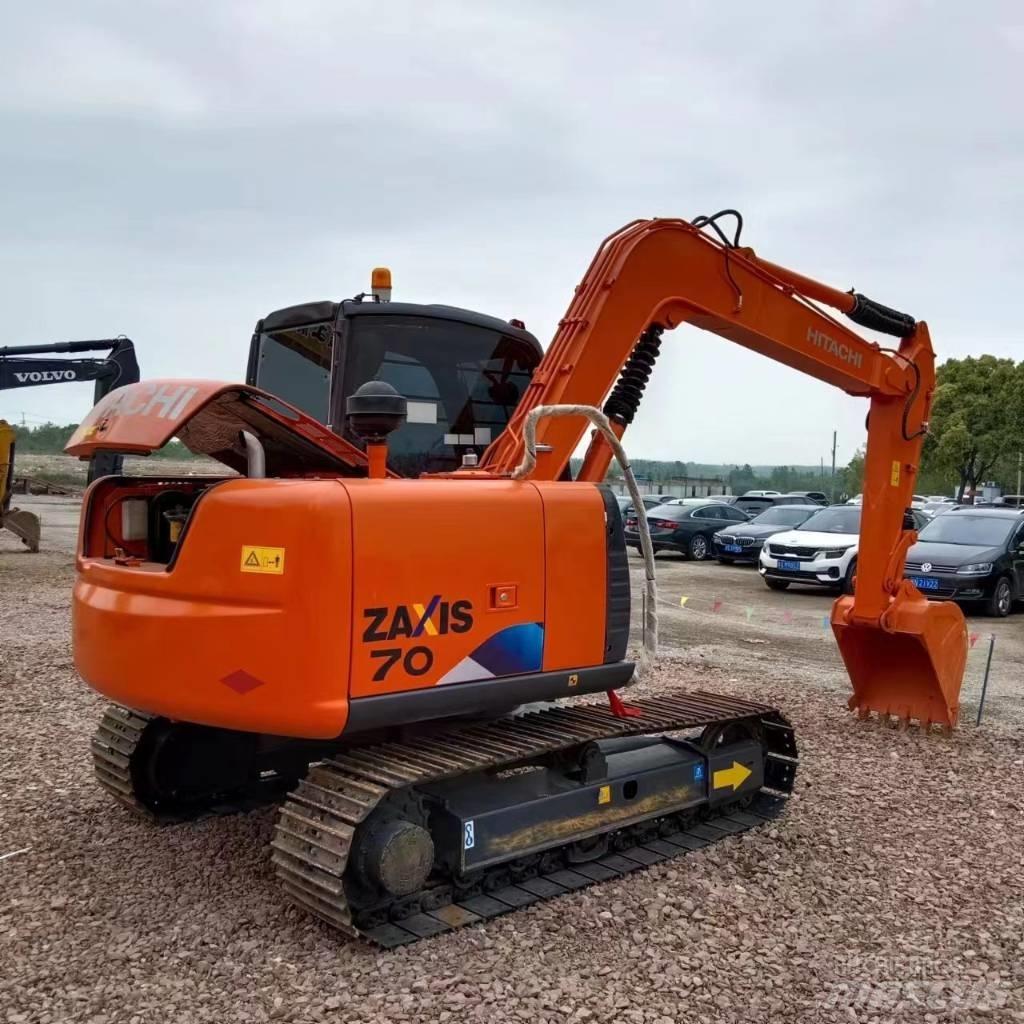 Hitachi ZX 70 小型挖掘机