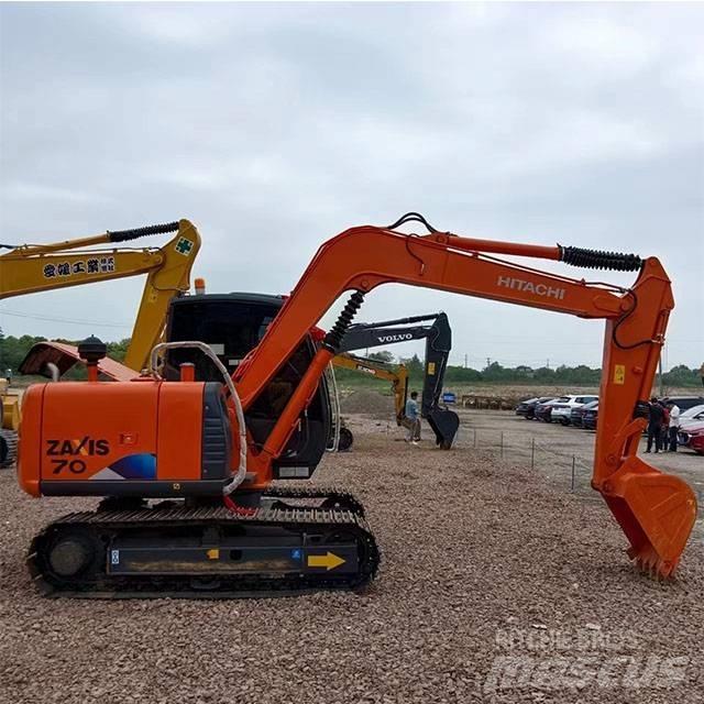Hitachi ZX 70 小型挖掘机