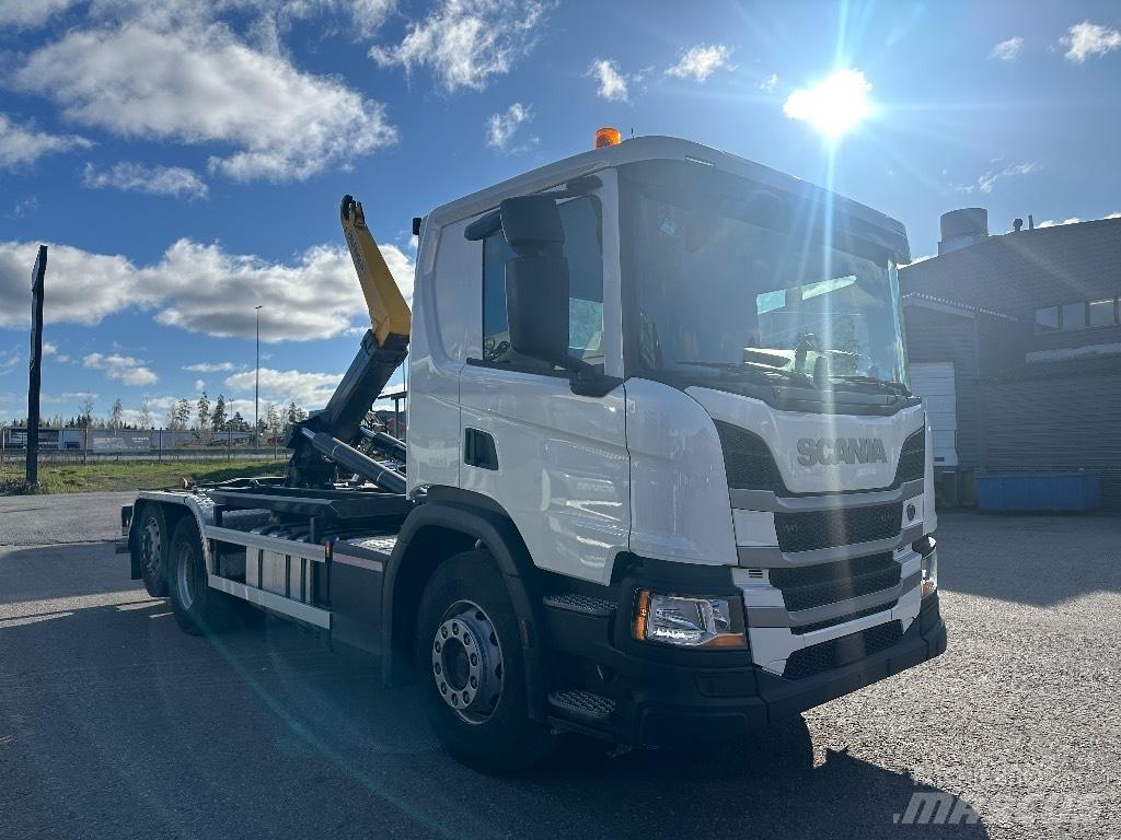 Scania P 360 工程吊钩车