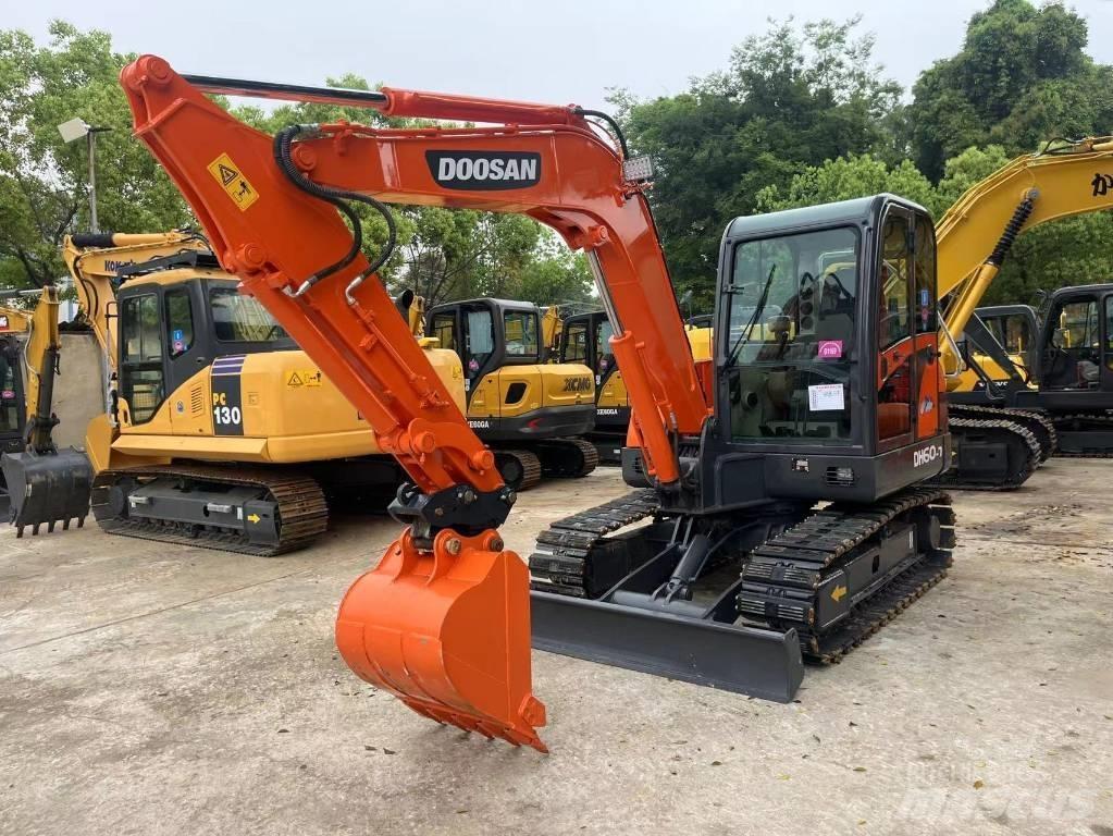 Doosan DH 60-7 小型挖掘机