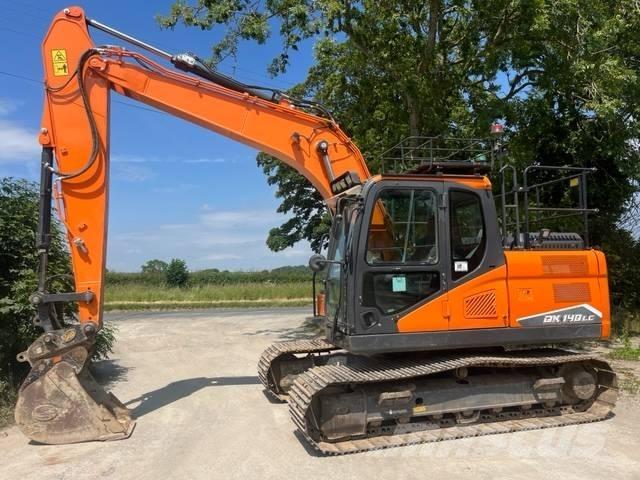Doosan DX140LC-7 履带挖掘机