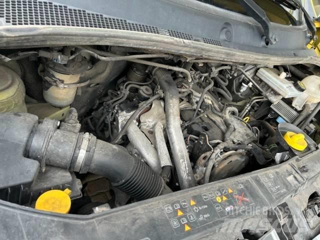 Renault DCI 165 大型面包车
