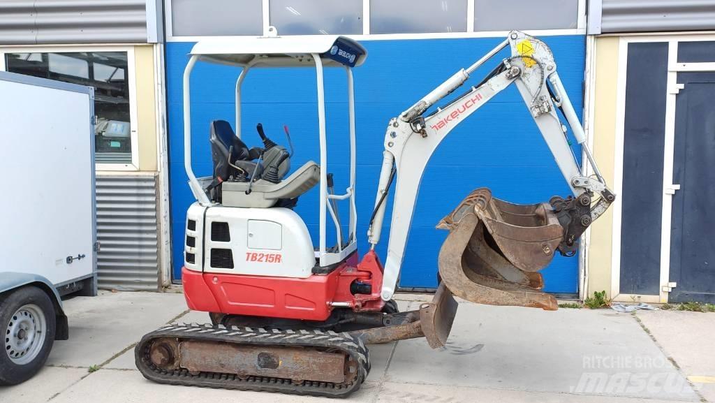 Takeuchi TB 215 R 小型挖掘机