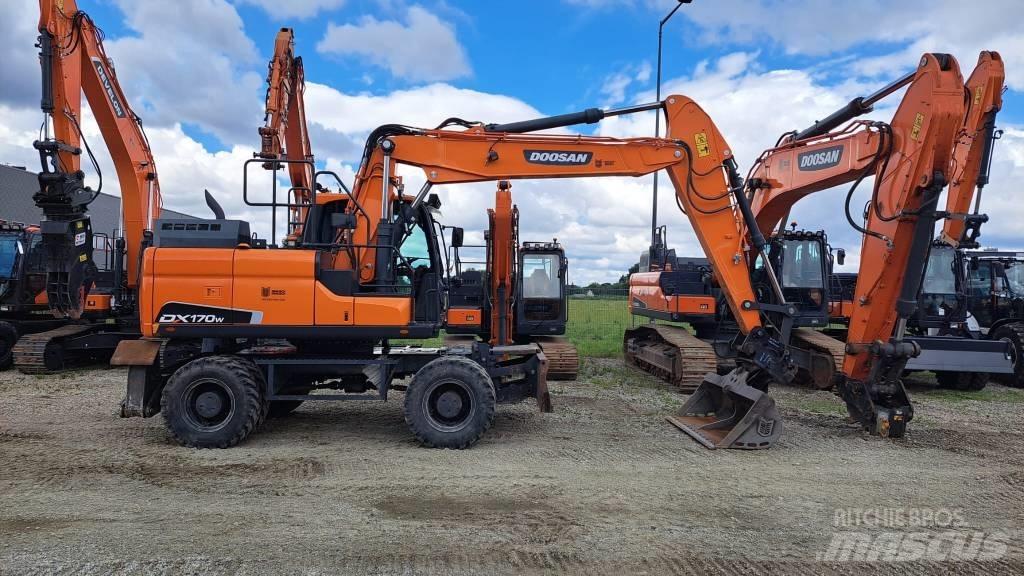 Doosan DX 170 W 轮式挖掘机