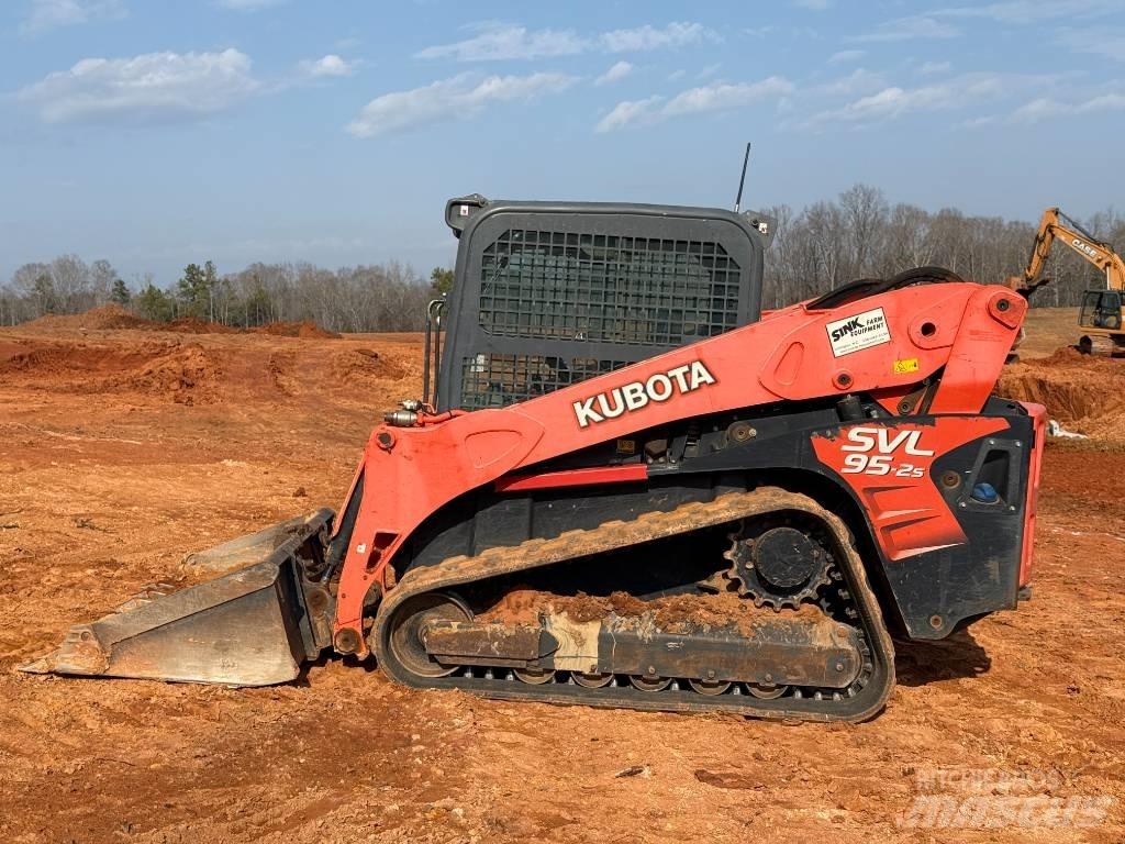 Kubota SVL 95-2 S 滑移装载机