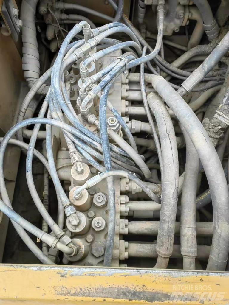 CAT 320 C U 履带挖掘机