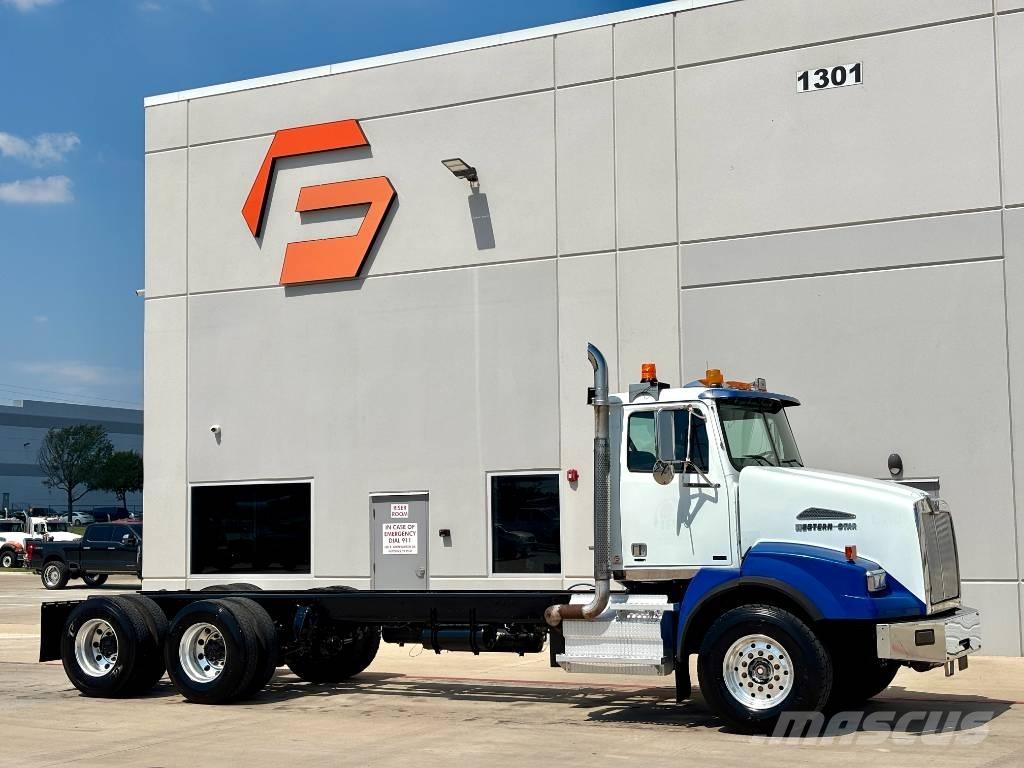 Western Star 4900 牵引车