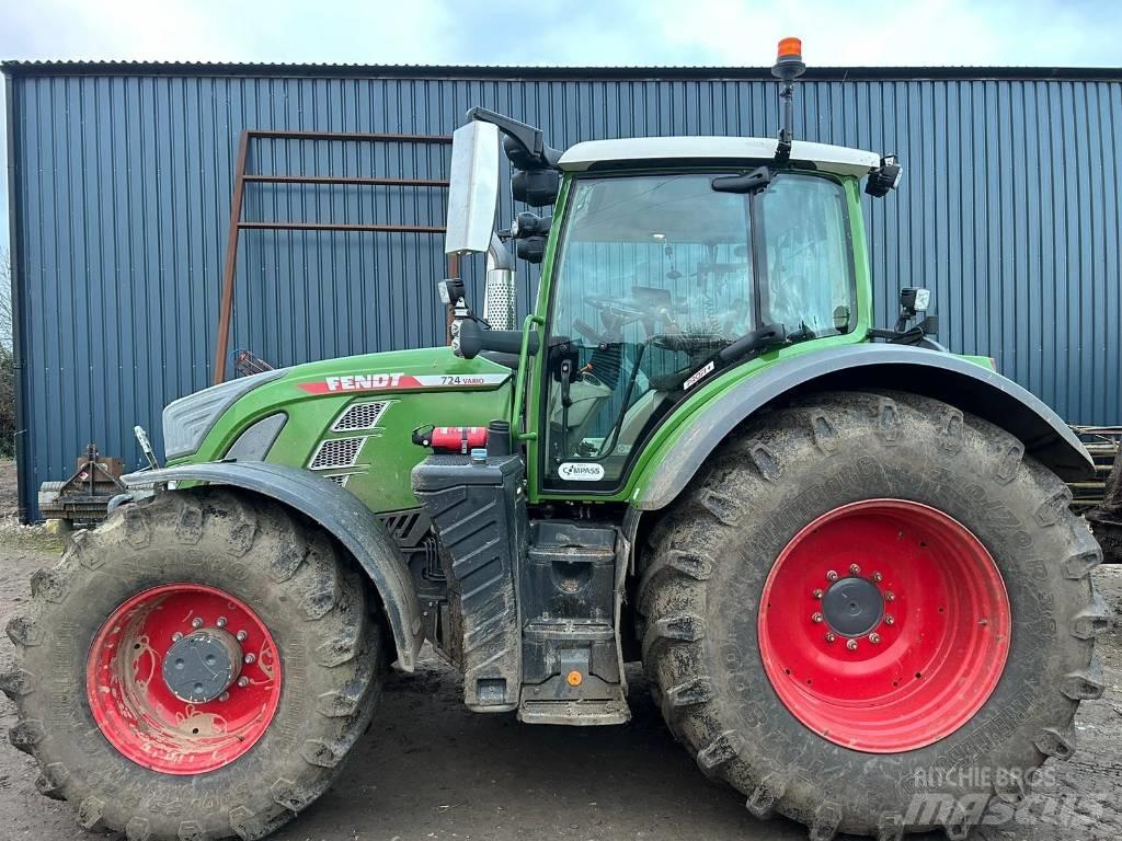 Fendt 724 Profi Plus 拖拉机/农用车