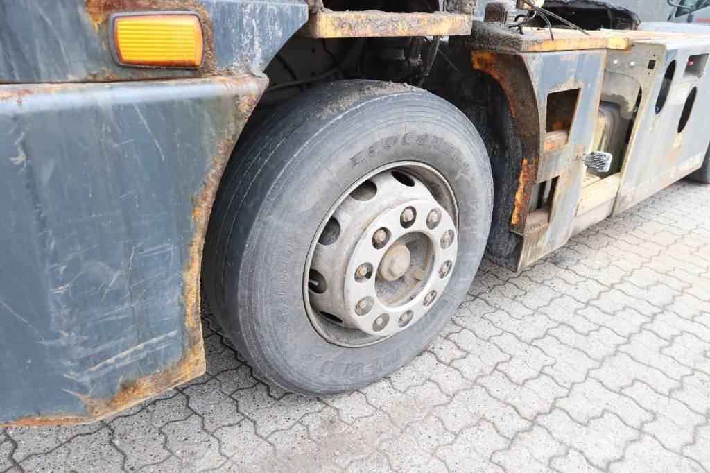 Kalmar T 2d 码头牵引车