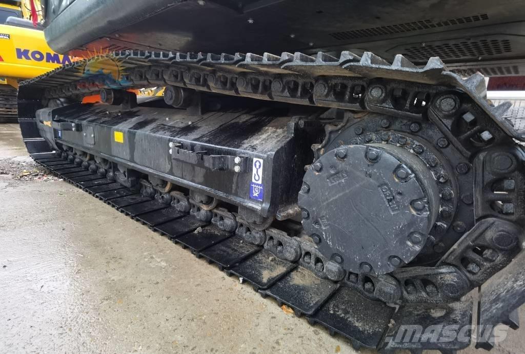 Hitachi ZX 200 履带挖掘机