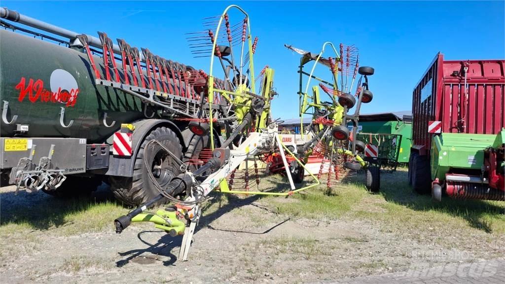 CLAAS Liner 1750 收割机