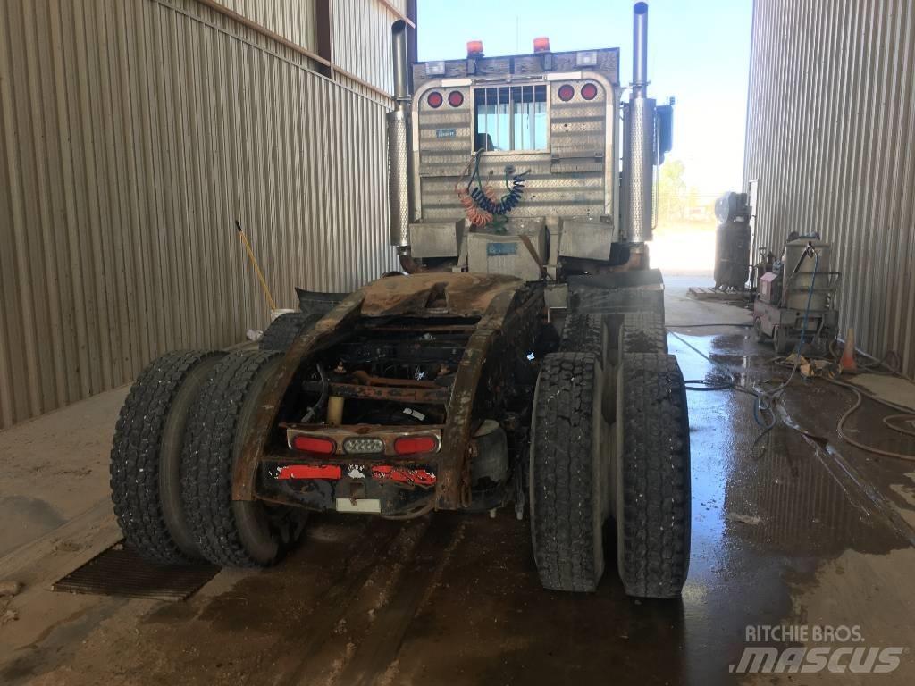 Peterbilt 378 焊接车