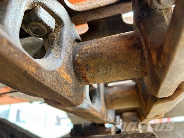 Fiat-Hitachi EX 165 履带挖掘机