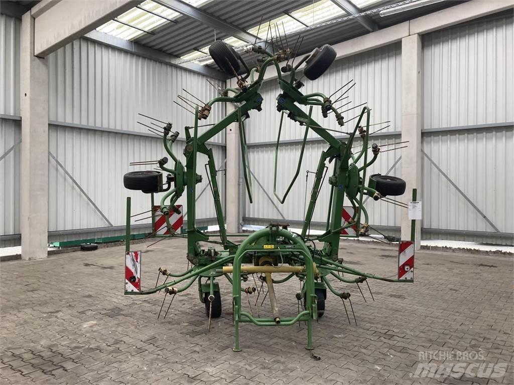 Krone KW7.70/6x7 犁耙和摊草机