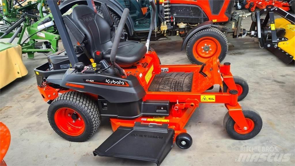 Kubota Z1-421 果岭剪草机