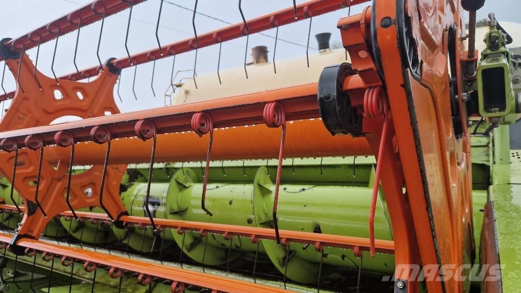 CLAAS Vario 1050 联合收割机头