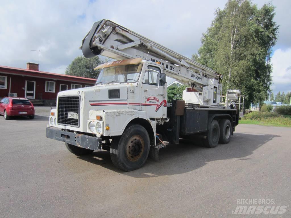 Volvo N 7 6x2 4200 其他货车