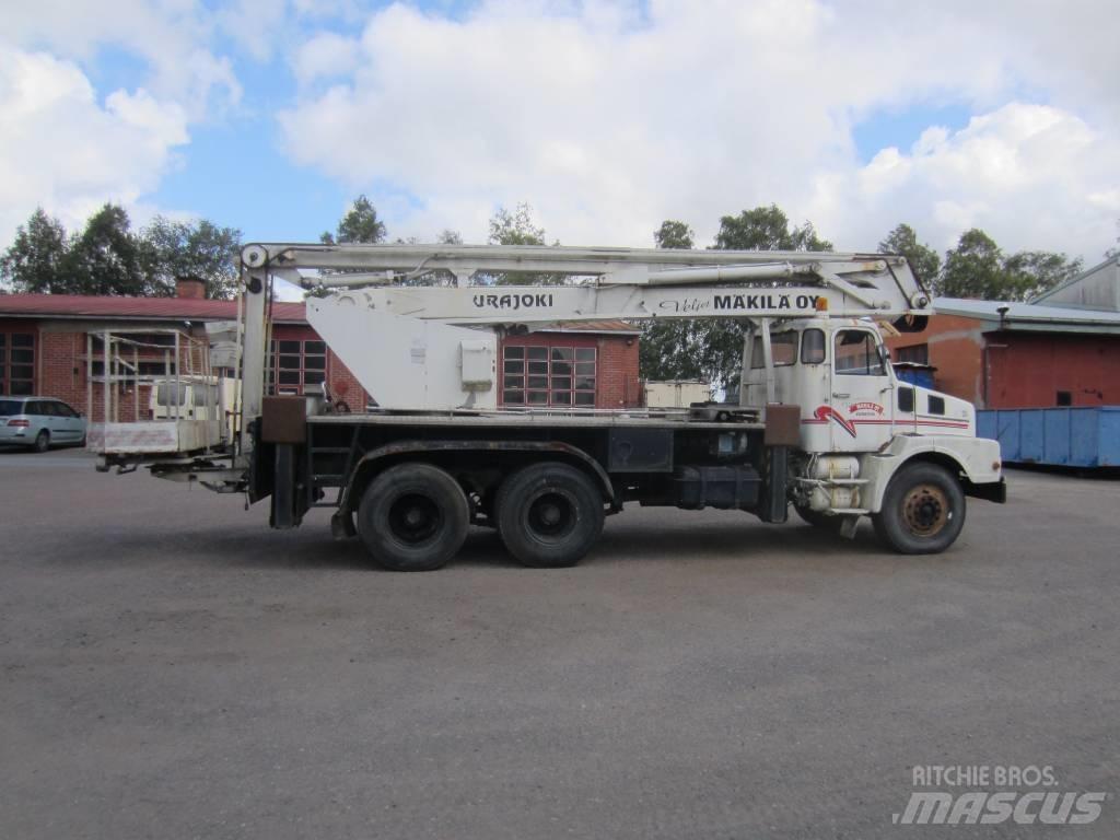 Volvo N 7 6x2 4200 其他货车