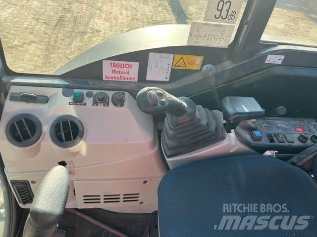 Kobelco SK30 SR-6E 小型挖掘机
