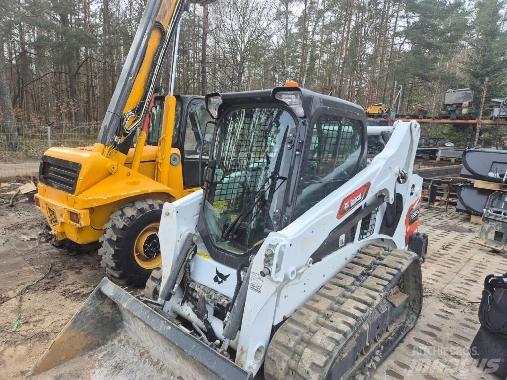 Bobcat T 590 滑移装载机