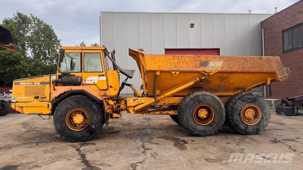 Volvo A 25 C 铰接式自卸车