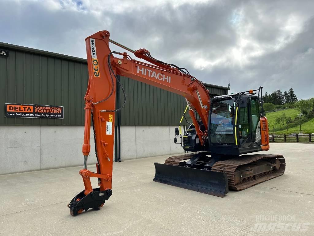 Hitachi ZX 135 US-6 履带挖掘机
