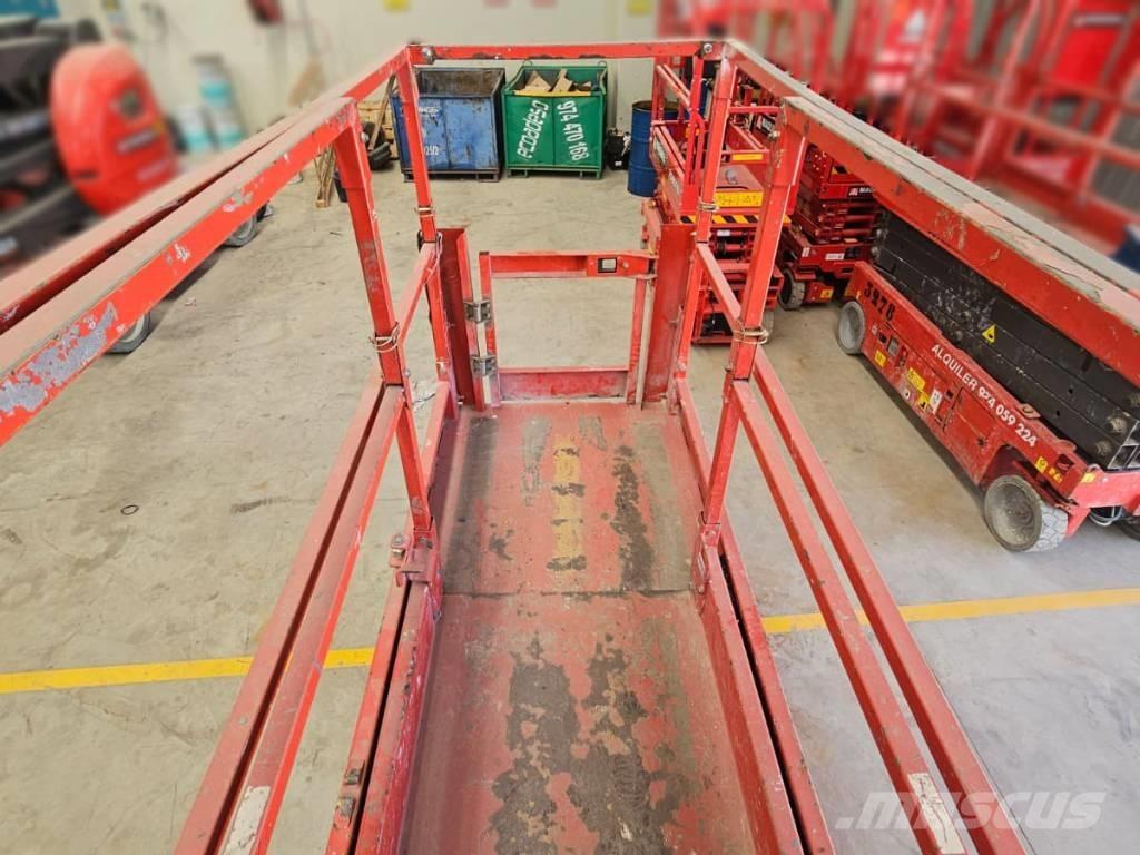 Manitou 100 SEC 剪叉式升降机