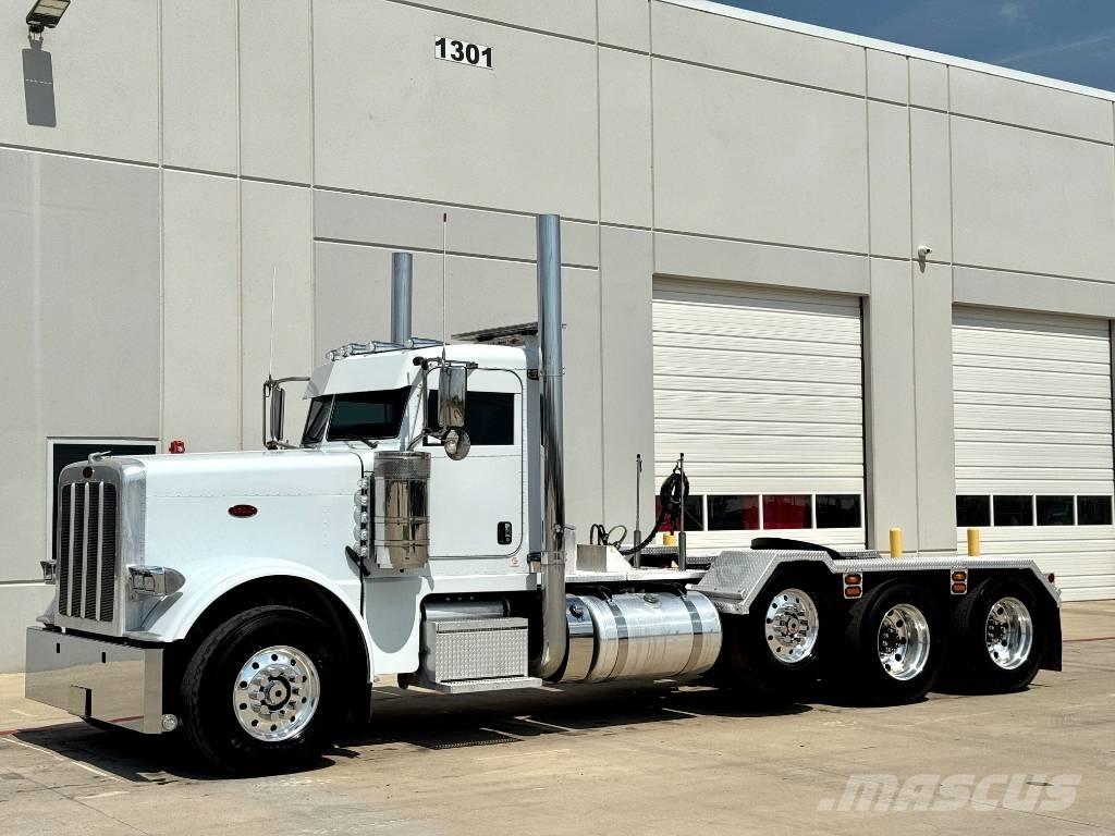 Peterbilt 389 牵引车