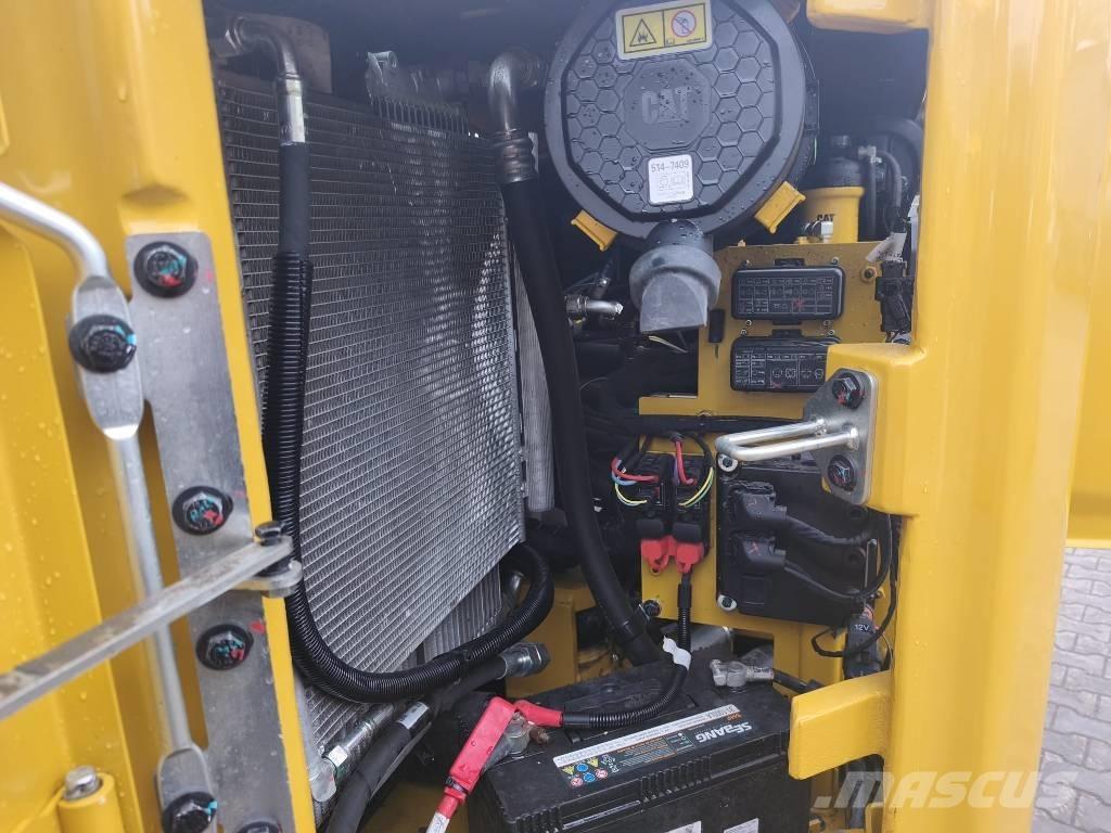 CAT 308 履带挖掘机