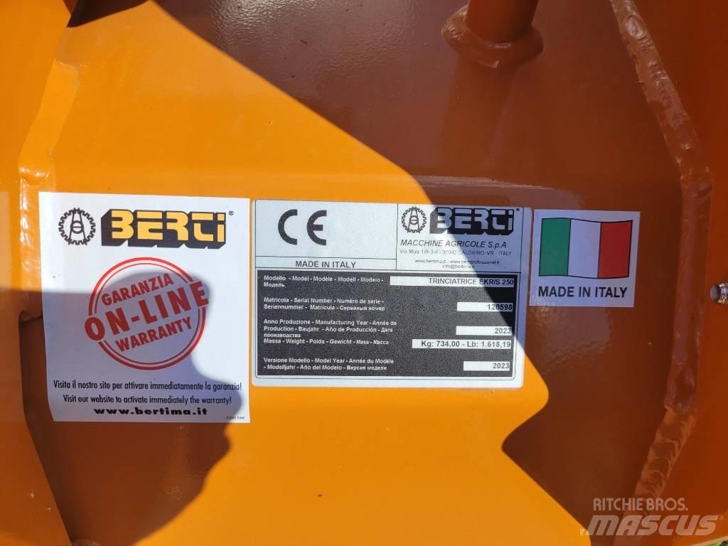 Berti Ekrs/s 250 牧场割草机和切顶器