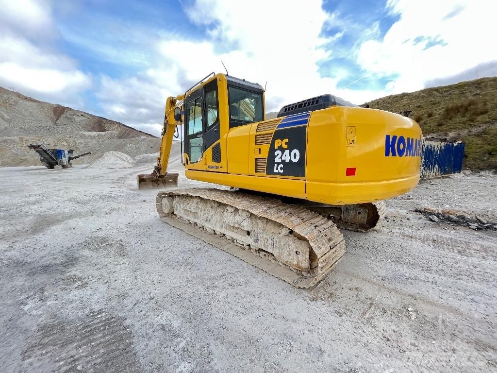 Komatsu PC 240 履带挖掘机