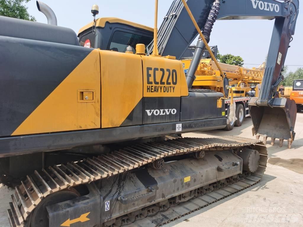 Volvo ec220 履带挖掘机