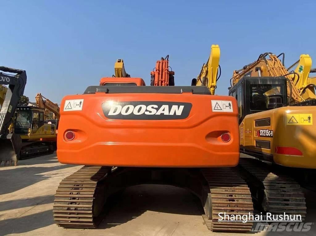 Doosan 225LC-9 履带挖掘机