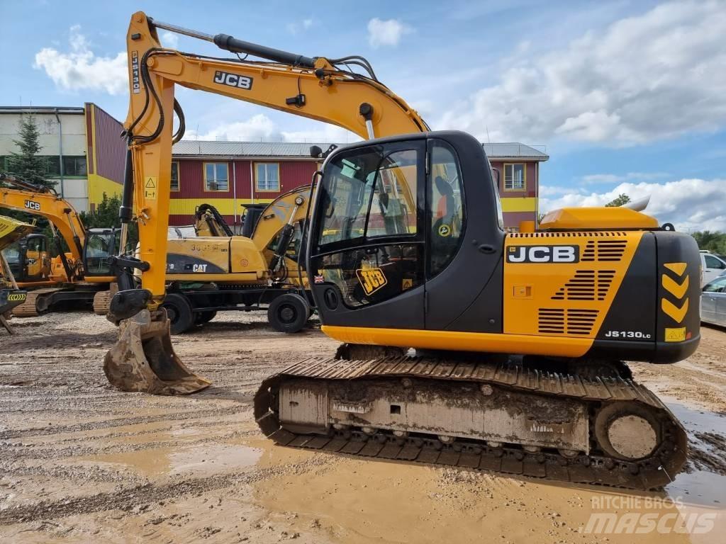 JCB JS 130 LC 履带挖掘机