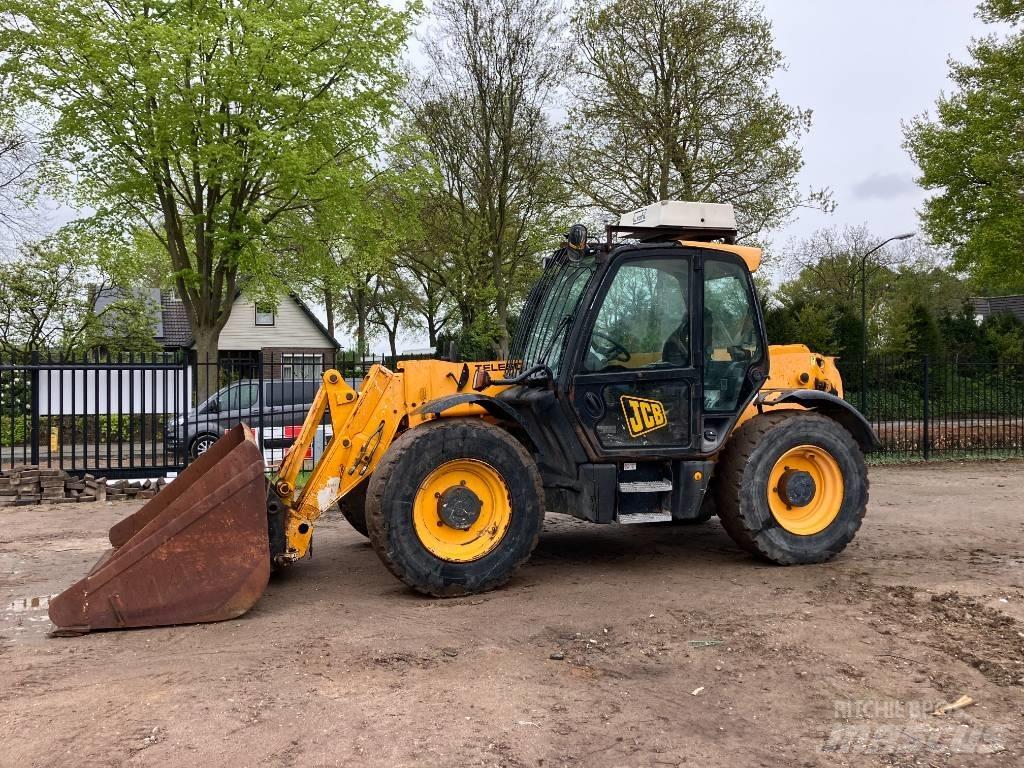 JCB 541-70 伸缩臂叉装车|叉装车