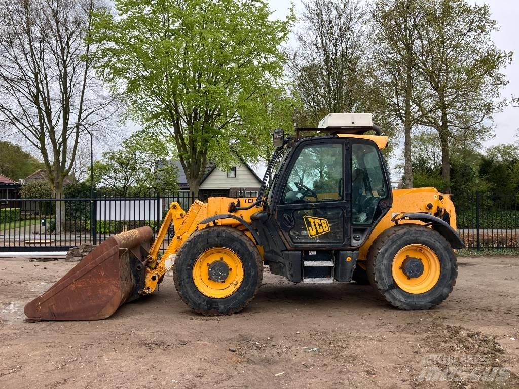 JCB 541-70 伸缩臂叉装车|叉装车