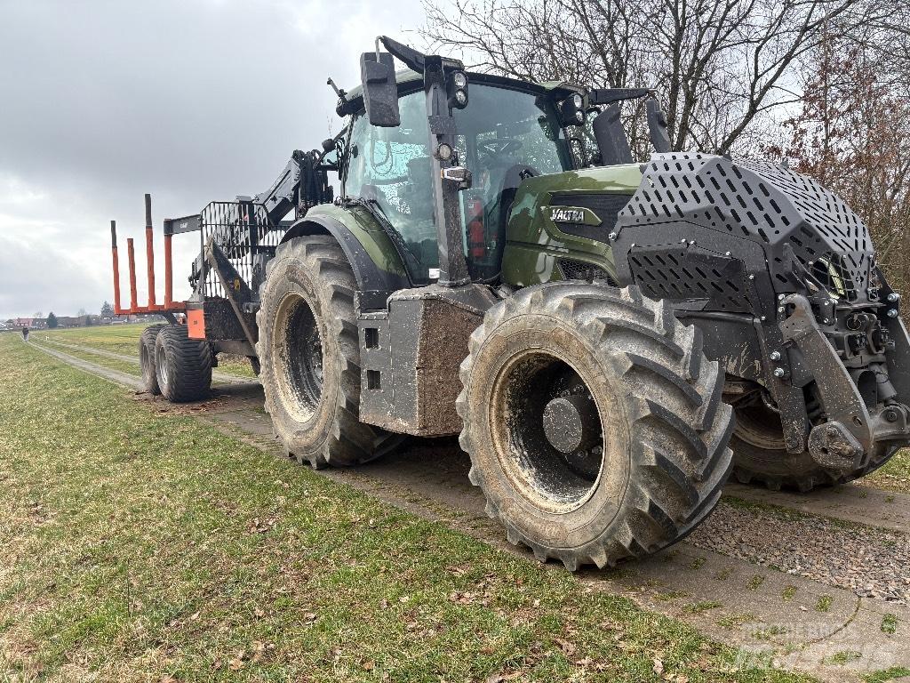 Valtra Q 305 拖拉机/农用车