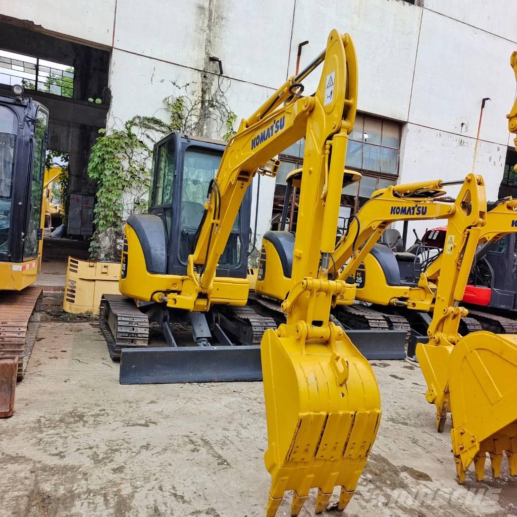 Komatsu PC 35 MR 小型挖掘机