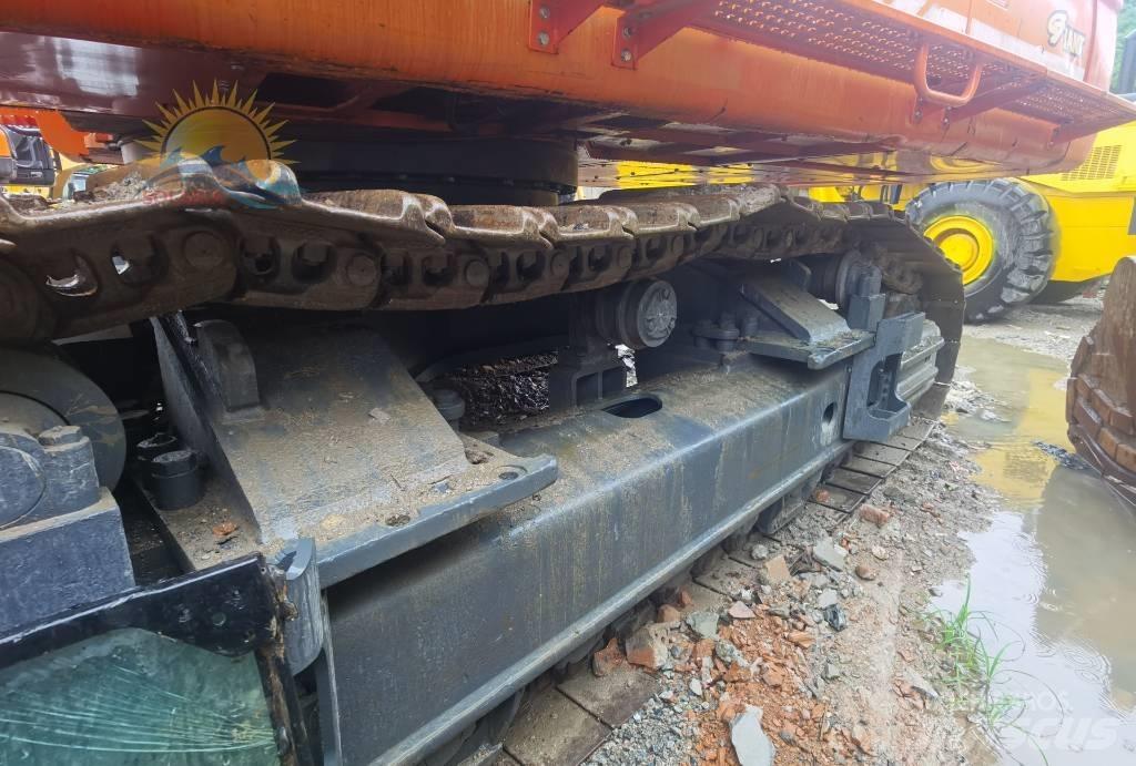 Doosan DX 500 LC 履带挖掘机