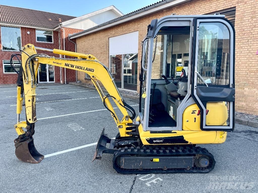 New Holland EC18 小型挖掘机