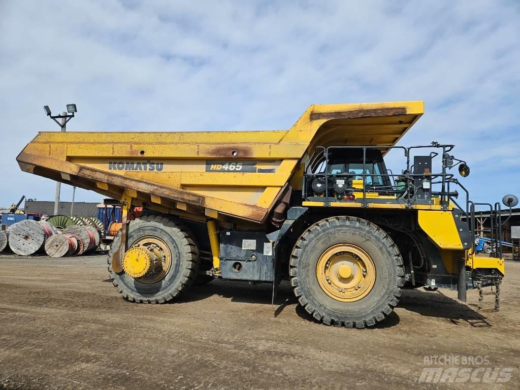 Komatsu HD465-8 翻斗车\公路型自卸车