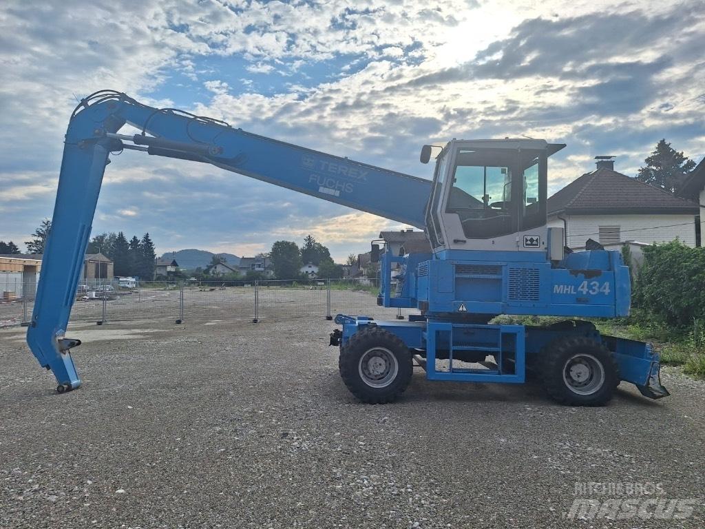 Fuchs MHL 434 工业挖掘机