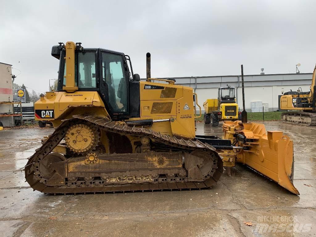 CAT D 6 N LGP 履带式推土机