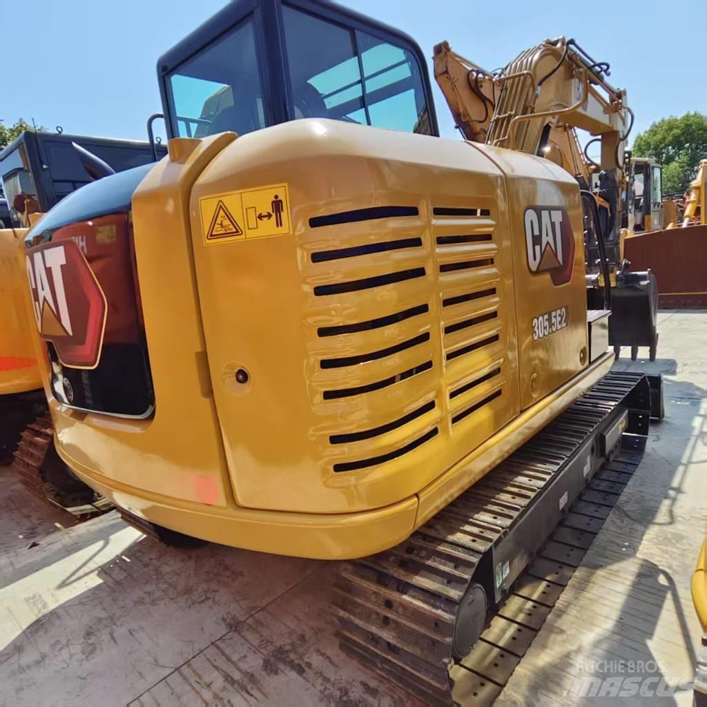 CAT 305.5E2 小型挖掘机