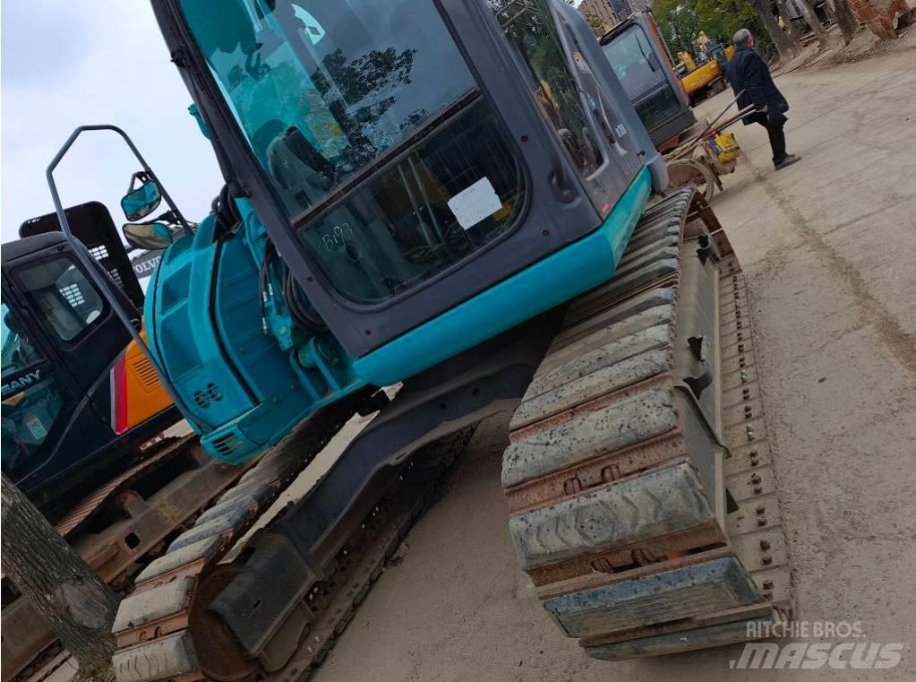 Kobelco SK 135 SR 履带挖掘机