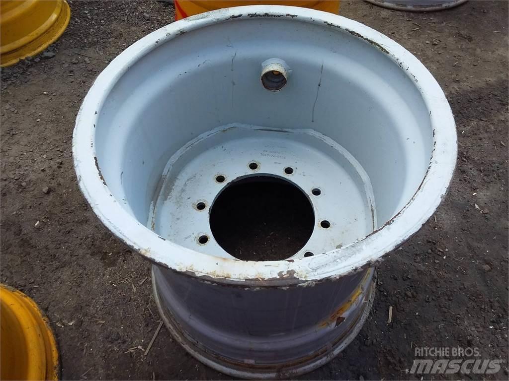 Valmet 801 24x26,5 轮胎、车轮和轮圈