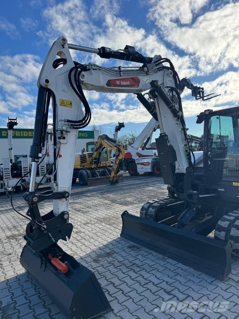 Bobcat E 88 中型挖掘机