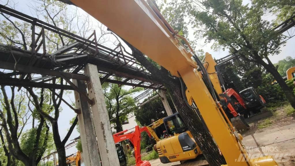 CAT 307 履带挖掘机