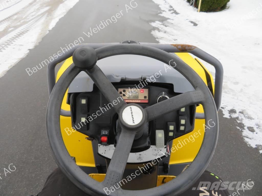 Dynapac CC 1100 双轮压路机