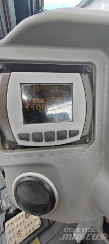 JCB 85 Z-1 中型挖掘机